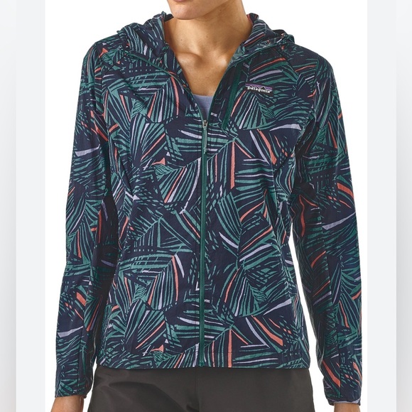 Patagonia Jackets & Blazers - Patagonia Women’s Houdini Windbreaker Jacket in Rain Fern Multi Classic Navy